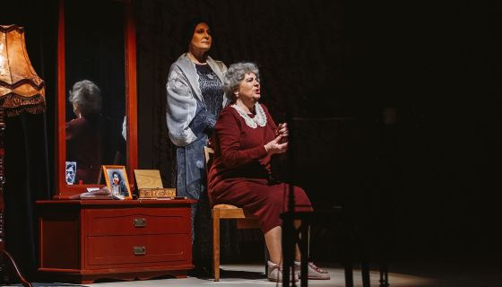 Спектакль «Фаина. Птица, парящая в клетке»