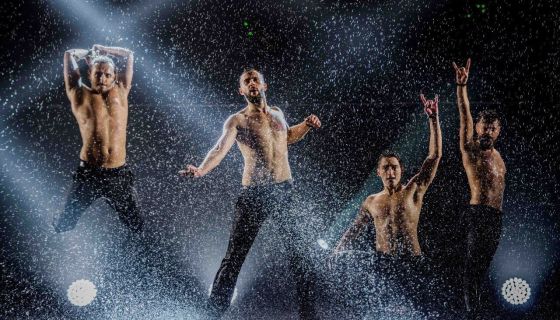 Шоу под дождём V. Признание в любви, Ноябрьск