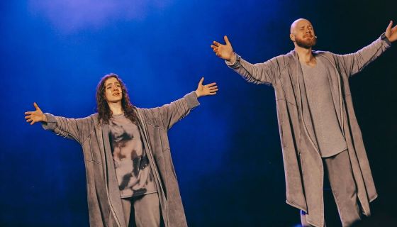 Спектакль «Я — счастье. В объятиях неба», Ноябрьск