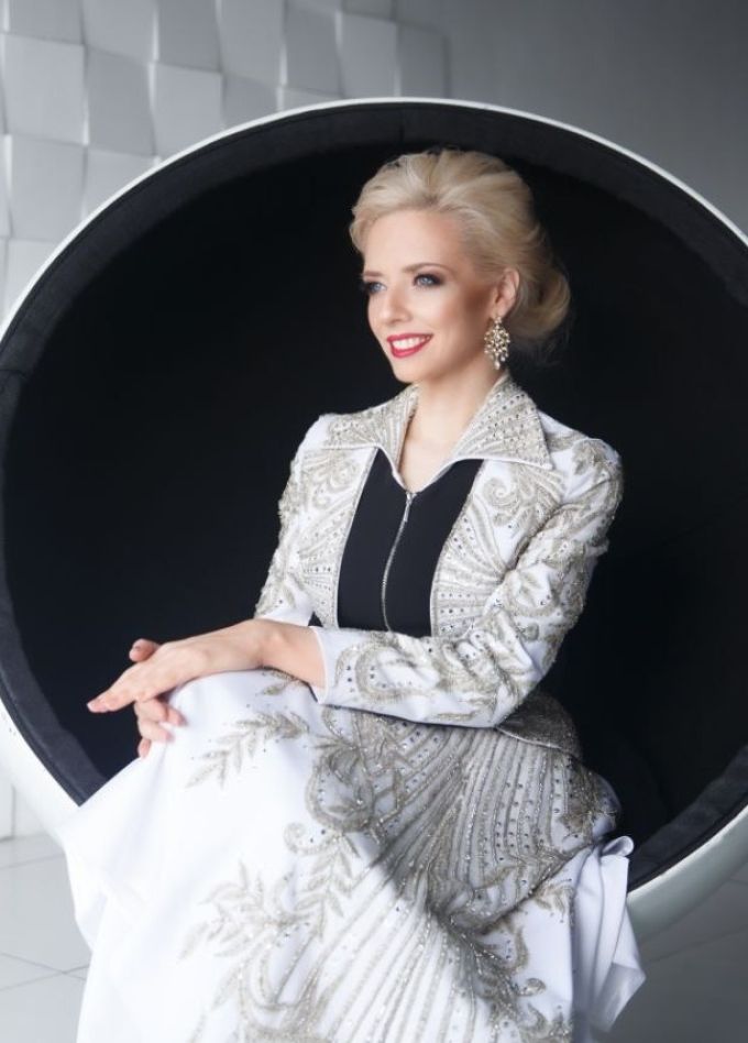 Елена Любарец