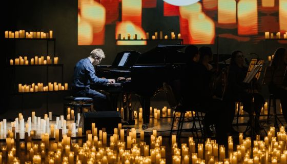 Нео Классик Оркестр и хор. Вселенная саундтреков. 4000 свечей