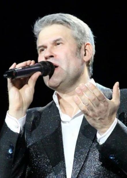 Эдуард Изместьев